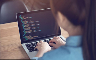 永城 api php源码,下载的php源码怎么运行呢？